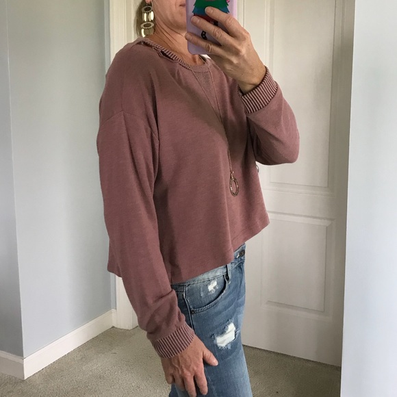 Mauve Distressed Top - Picture 4 of 4